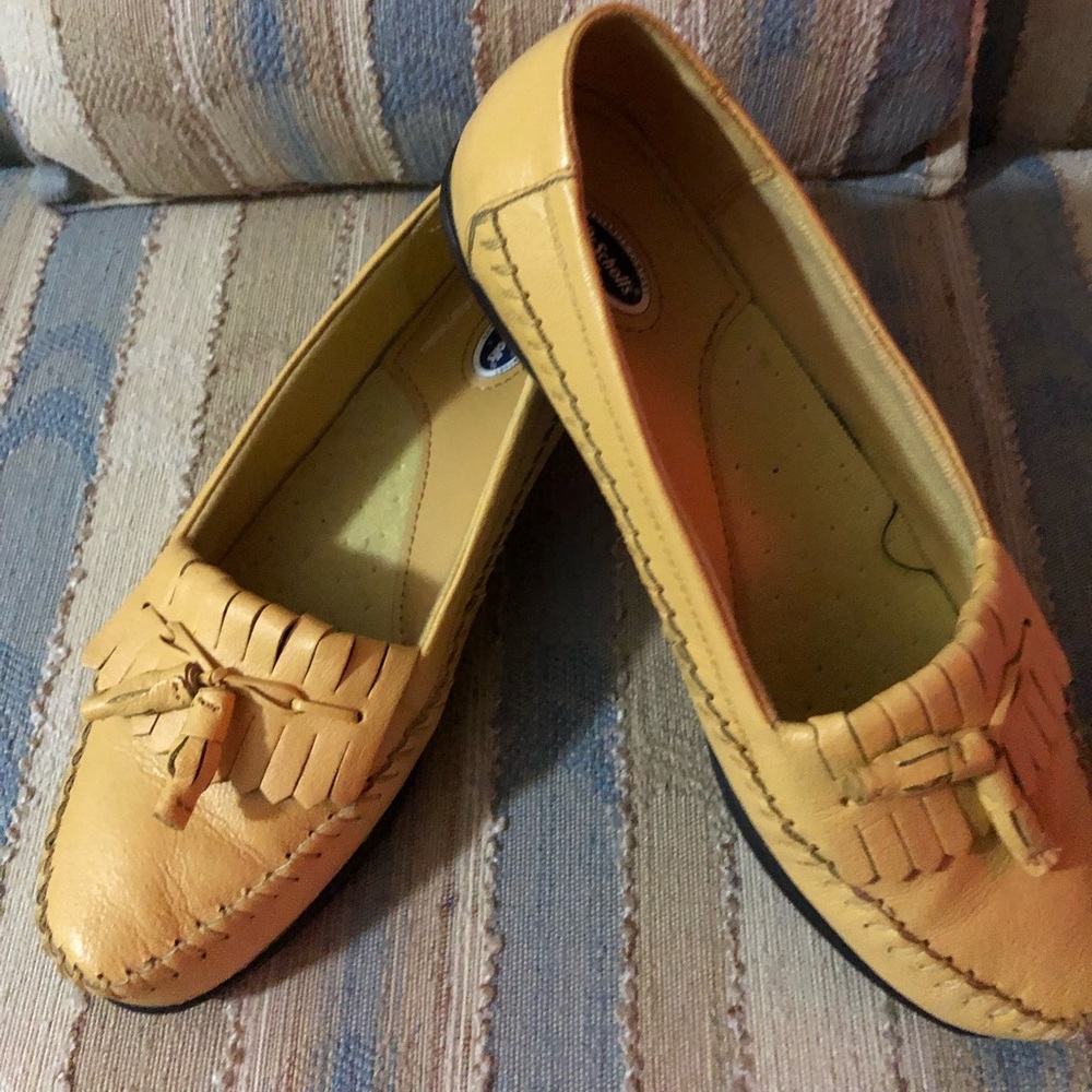 Dr. Scholl’s Yellow Tassel Loafers Size 6.5M